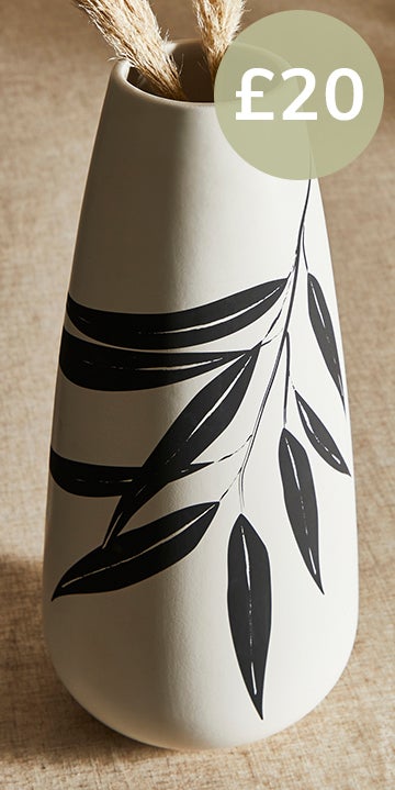 Leaf Vase 40cm Black